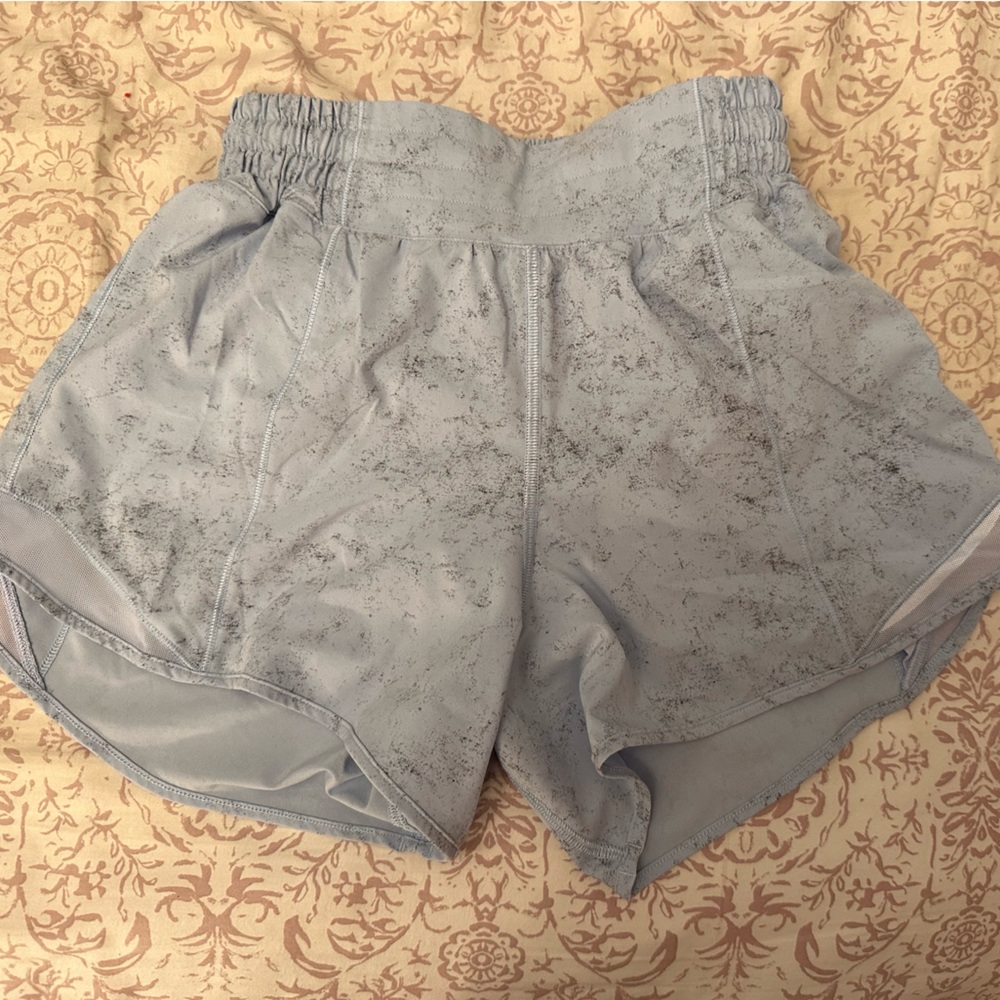 Lululemon Hotty Hot shorts
